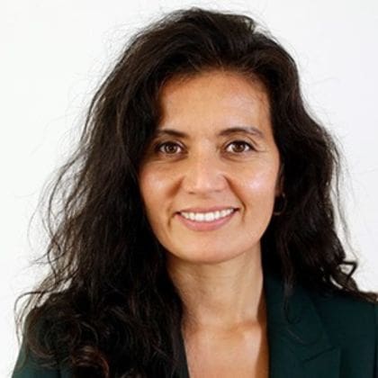 Jade Cano Moderatorin fuer Wirtschaft und Finanzen